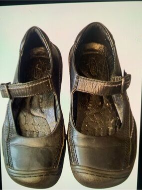 Keen Black Mary Jane Slip-On Loafers with Strap